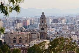 Malaga z Prahy - letenky do Španělska za 1690 Kč, z Vídně za 758 Kč