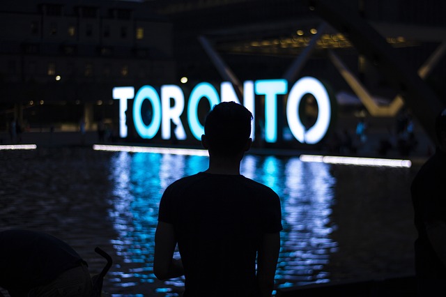Toronto za 12690 Kč