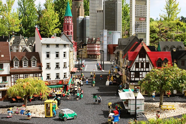 Legoland - Letenky z Prahy do dánského Billundu za 784 Kč