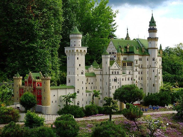 Legoland z Prahy - letenky do Dánska - Billund za 496 Kč